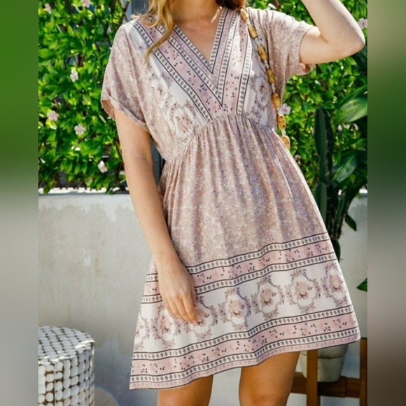 DAVI & DANI Dresses & Skirts - Davi & Dani Pink Floral Boho Tie Back Dress with Pockets 3X NWT